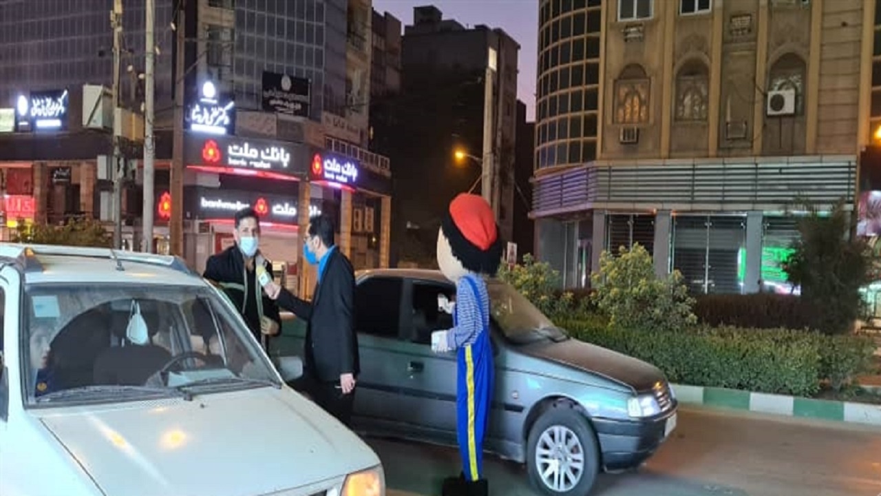 اجرای تئاتر خیابانی برای ارتقای فرهنگ ترافیک در اهواز