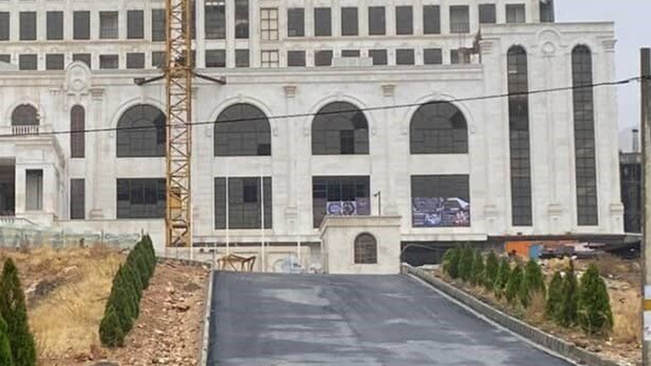 صدرا نخستین شهر جدید کشور هتلدار می‌شود