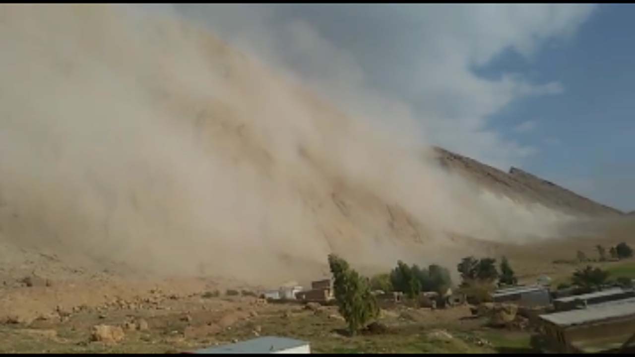 مشکلات همجواری روستای انزل با کارگاه سنگ شکن + فیلم