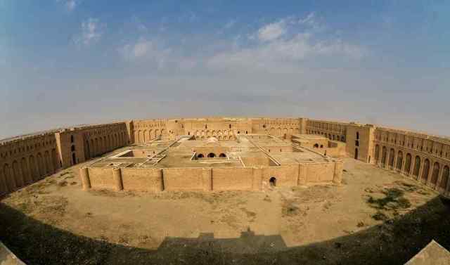 تصاویری از قلعه تاریخی &laquo;الاخیضر&raquo; در جنوب استان کربلا