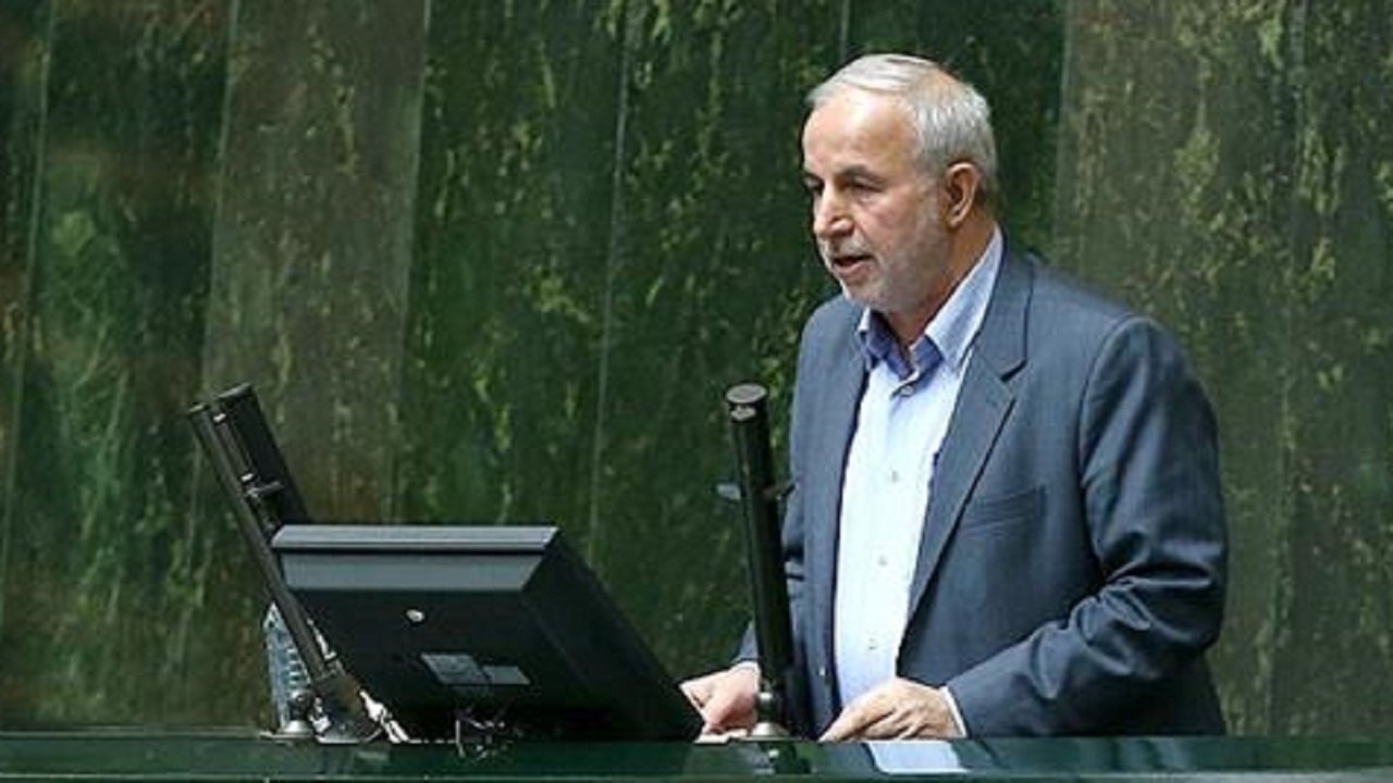 آیین&zwnj;نامه&zwnj;های خلاف قانون آموزش و پرورش را جمع می&zwnj;کند