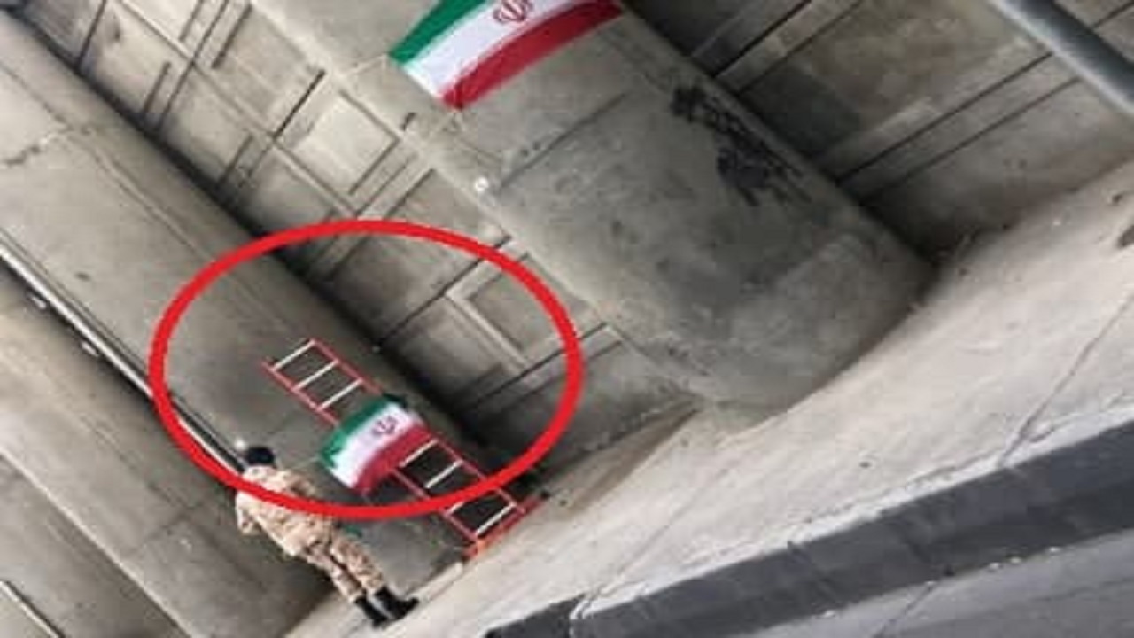 اقدام دور از شان و غیرخلاقانه شهرداری تهران به مناسبت دهه فجر + تصاویر
