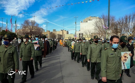 بیت امام خمینی (ره)در قم گلباران شد +تصاویر