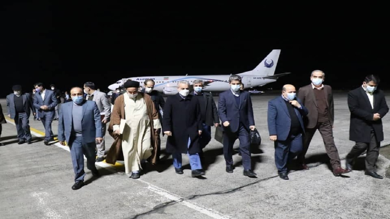 محمد باقر نوبخت وارد فرودگاه ارومیه شد