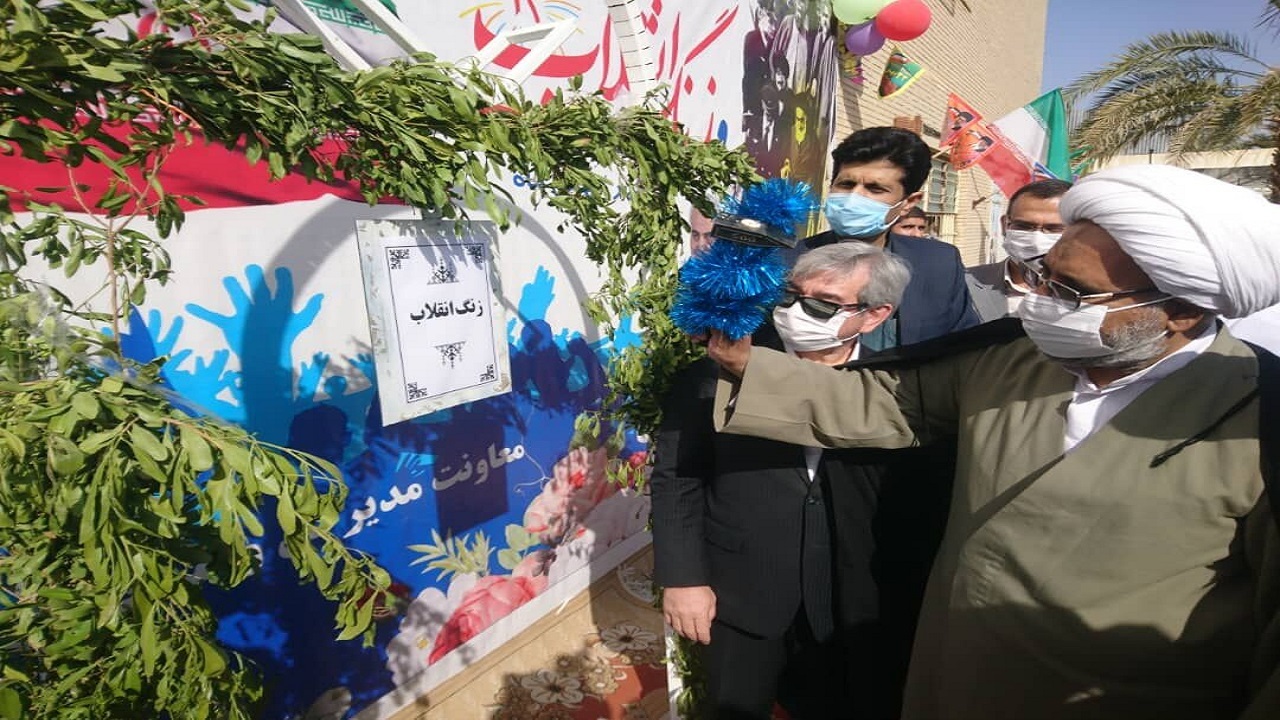 پیروزی انقلاب اسلامی سرآغاز شکوفایی ملت ایران است