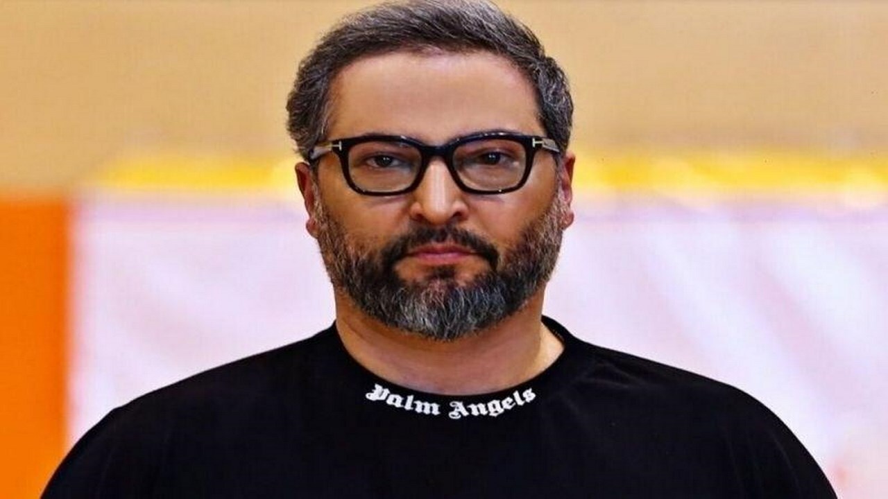 سنگ مزار موقت میناوند آماده شد