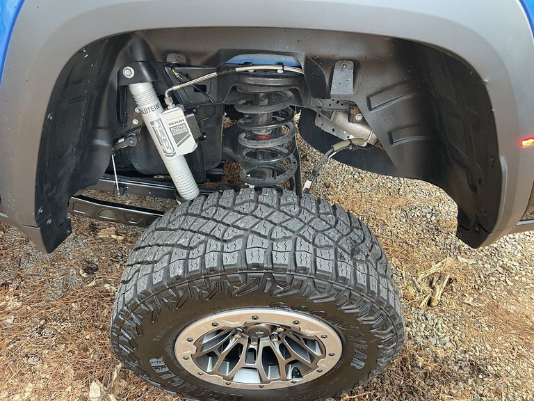 کدام قوی تر است، رام TRX یا فورد F-150 هیبرید؟