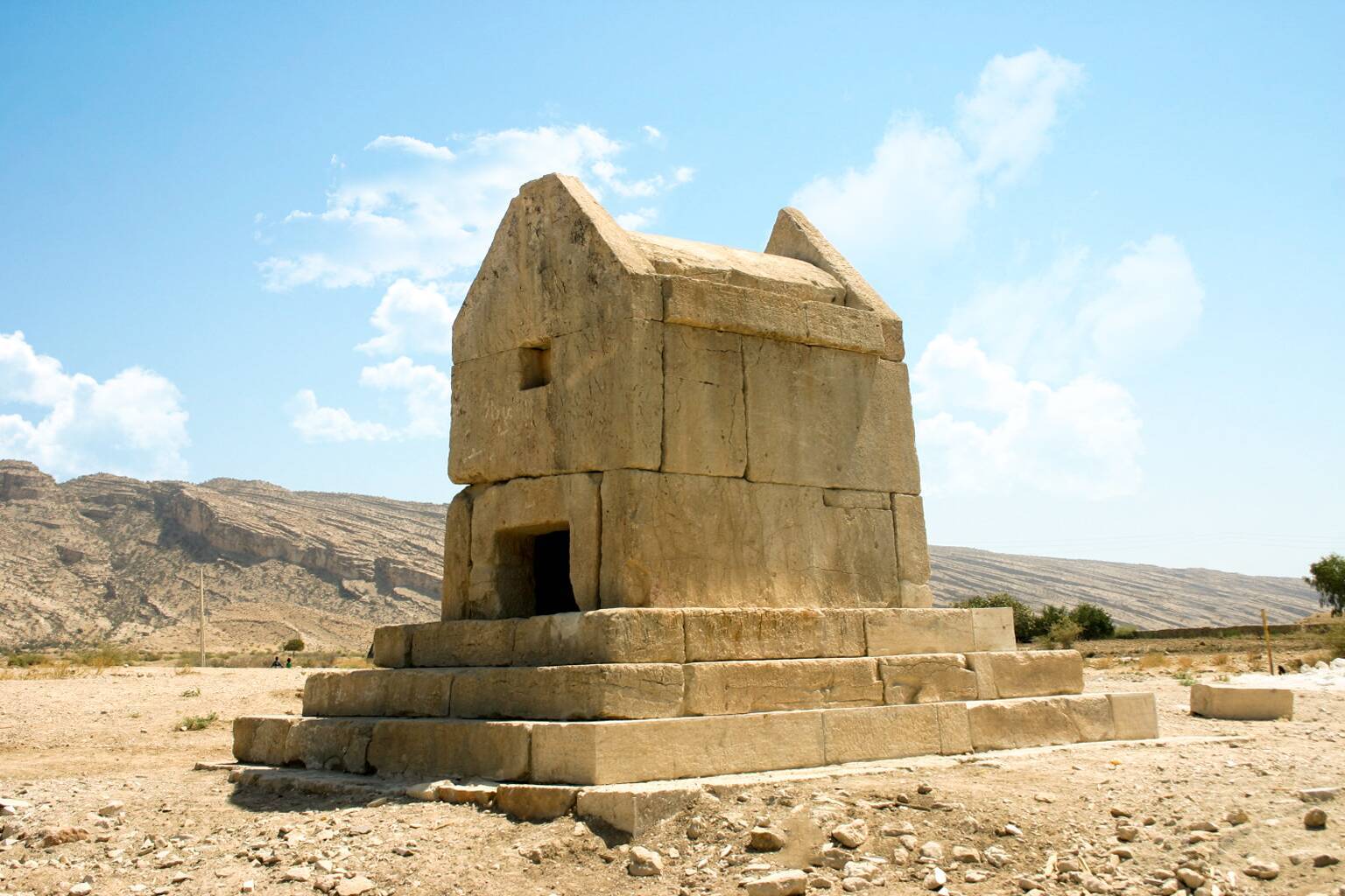 گور دختر 