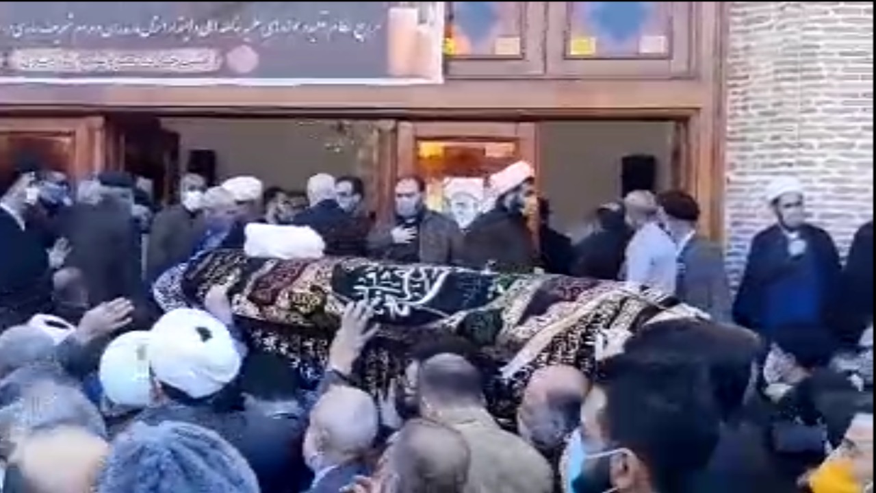 تشییع پیکر آیت الله نظری در ساری + فیلم