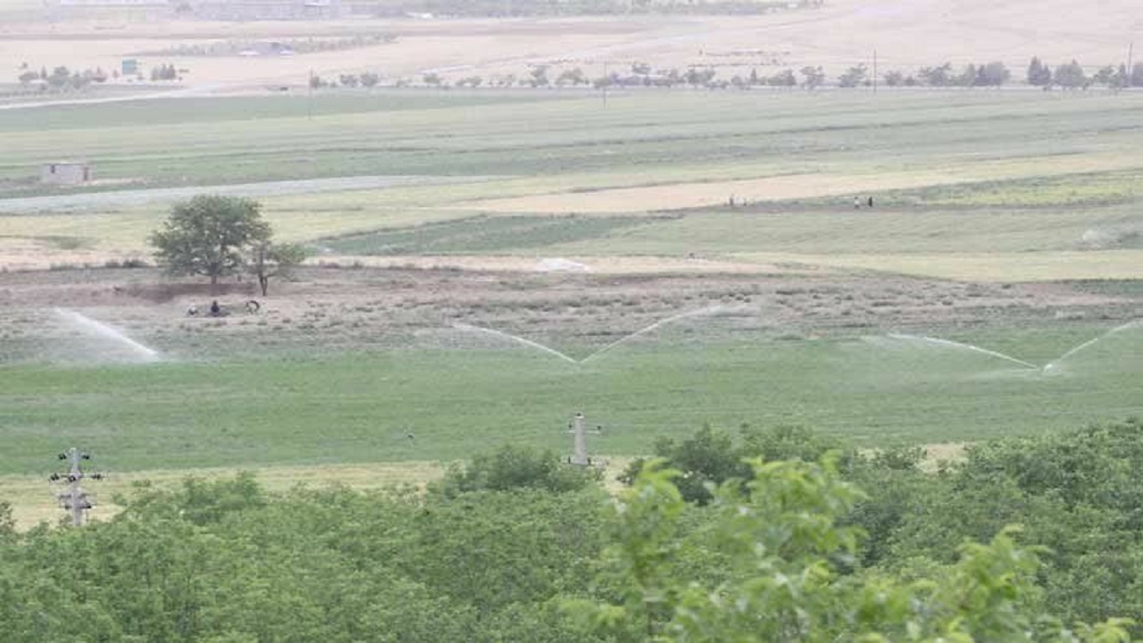 شش طرح کشاورزی در اردل افتتاح و کلنگ زنی می‌شود