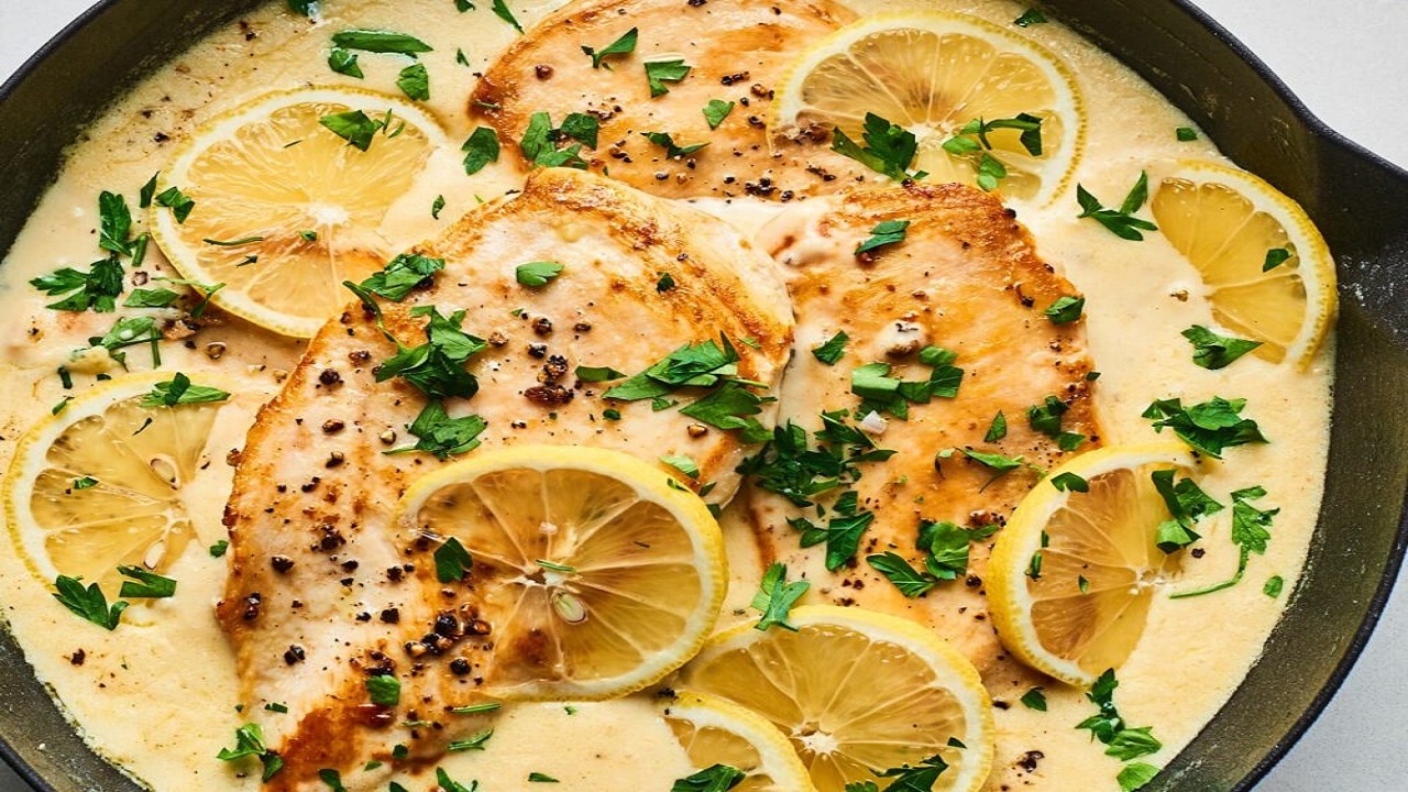 طرز تهیه مرغ لیمویی آبدار و خوشمزه در فر و بدون فر به روش رستورانی