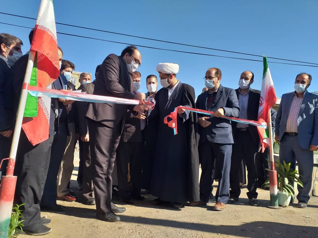 ۳طرح بنیاد مسکن با اعتبار بیش از ۳۴میلیارد ریال در نهاوند به بهره برداری رسید