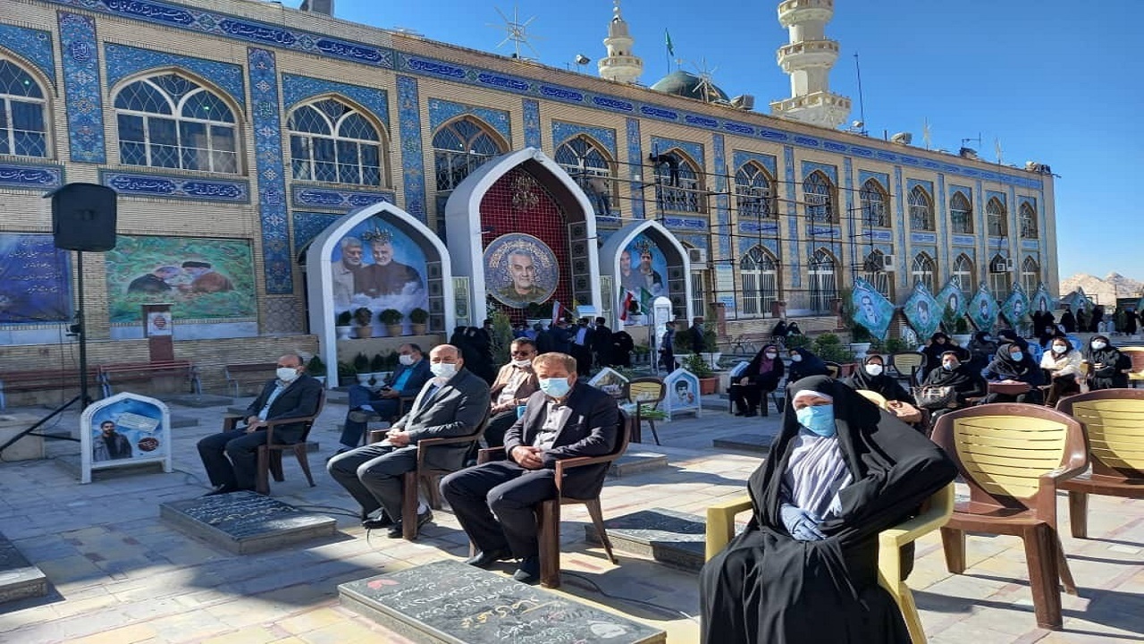 برگزاری همایش بانوان فجر آفرین در کرمان