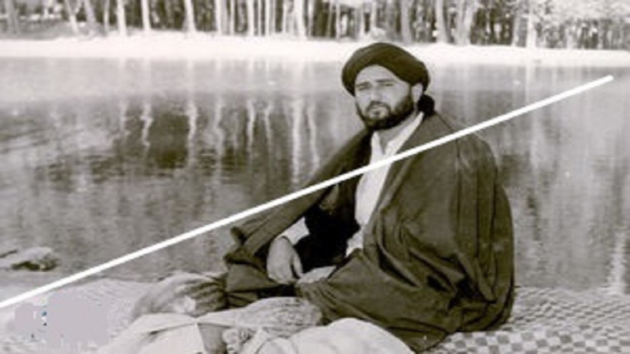 وقتی ساواک از سید مصطفی اطلاعات می خواهد؛ اما سید مصطفی از ساواک اطلاعات می‌گیرد