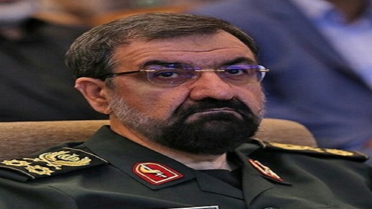 مکتب قاسم سلیمانی؛ چراغ راه جوانان برای تحقق گام دوم انقلاب/ آمریکا باید خسارات ناشی از تحریم‌ها را جبران کند