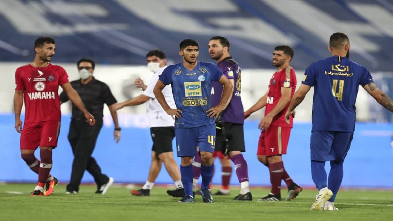 بازیکن جوان استقلال اخراج شد!