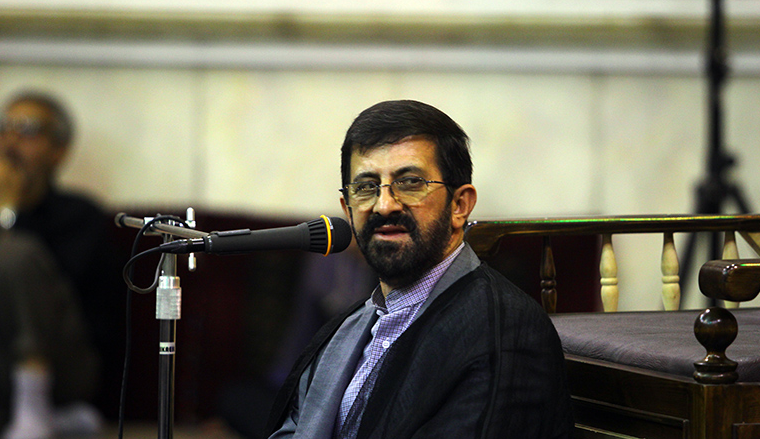 مداحی که عمداً بد خواند تا یک جوان در محضر رهبر انقلاب مداحی کند