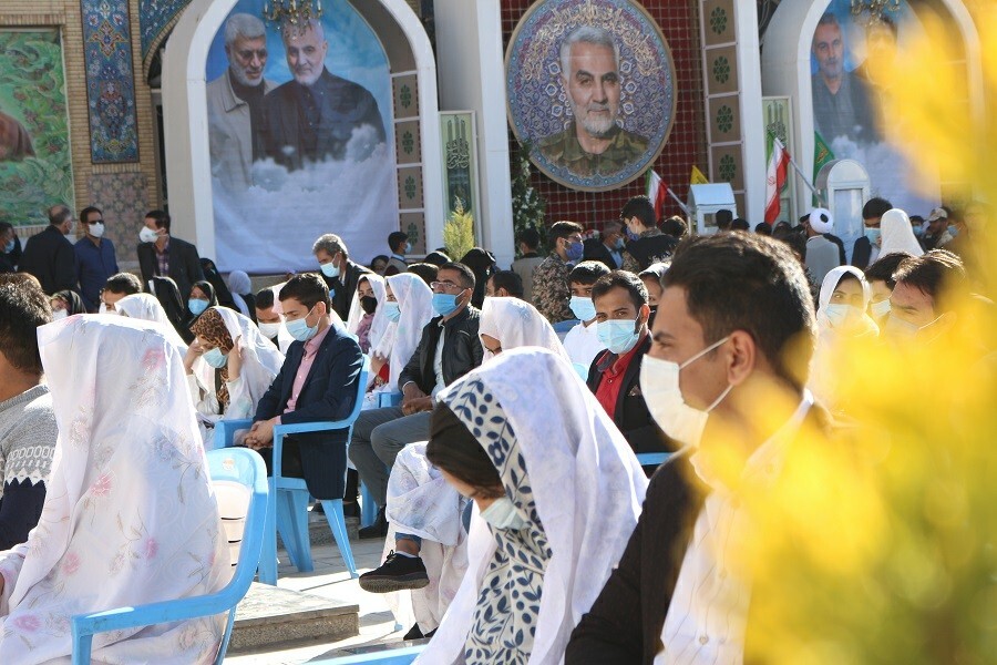 مراسم عقد زوجین جوان در بیت الزهرا کرمان، موقوفه سردار دل&zwnj;ها
