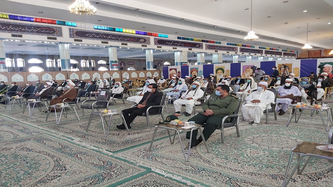 تحقق وحدت جامعه اسلامی با مرهم گذاشتن بر آلام همه مسلمانان در تمام دنیا