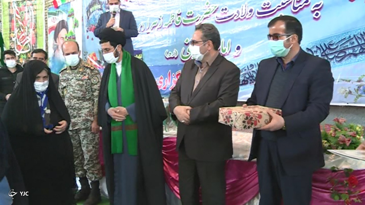 تجلیل از مادران شهداء و همسران جانبازان در خنداب