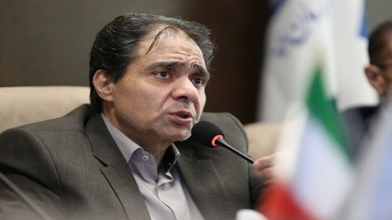 مشعل‏ دار محبت و عاطفه انسانی در خانواده و جامعه، وجود بی ‏آلایش مادر است