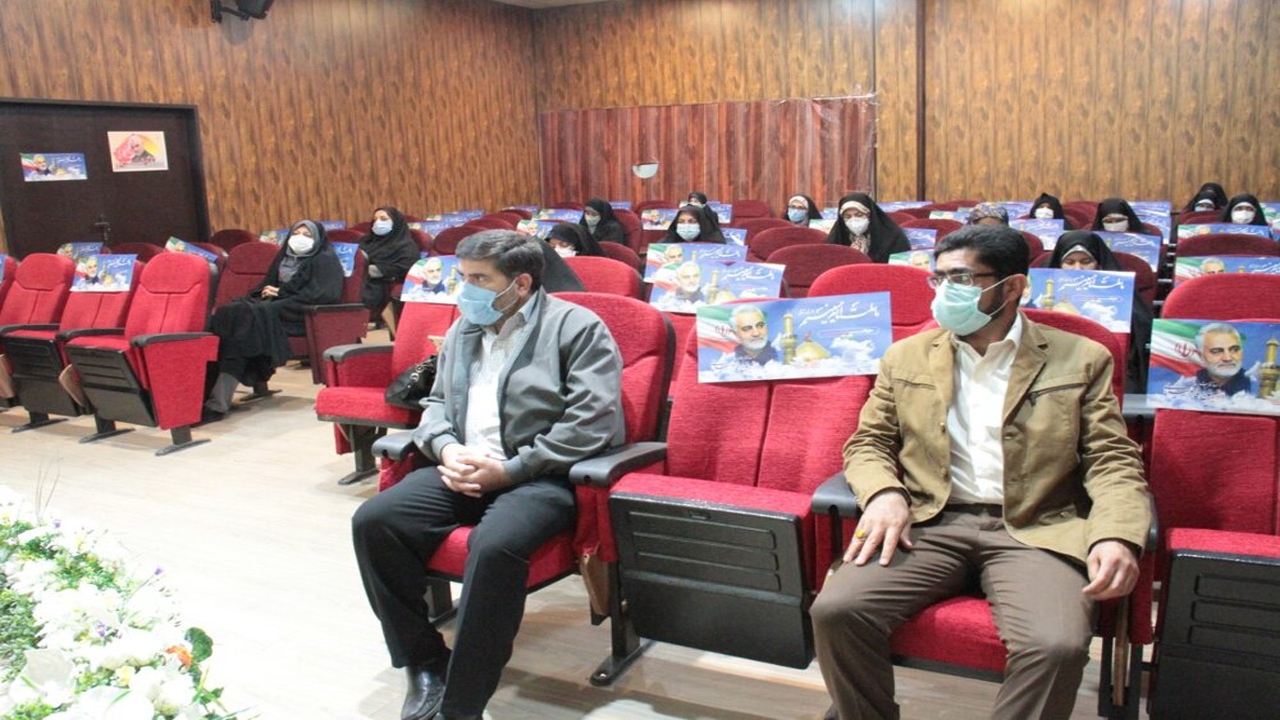 تجلیل از بانوان نخبه و برگزیده قرآنی در سازمان تبلیغات اسلامی فارس