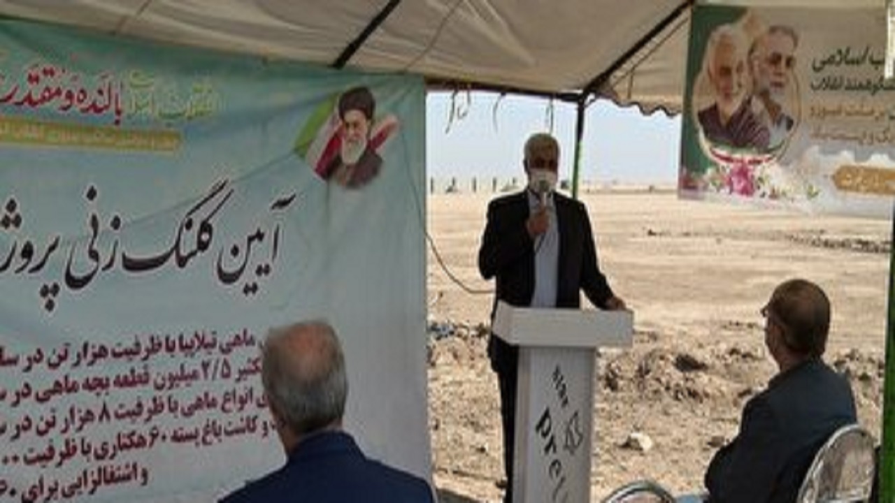  کلنگ زنی عملیات ساخت طرح ۷۰ هکتاری فلات در قمرود