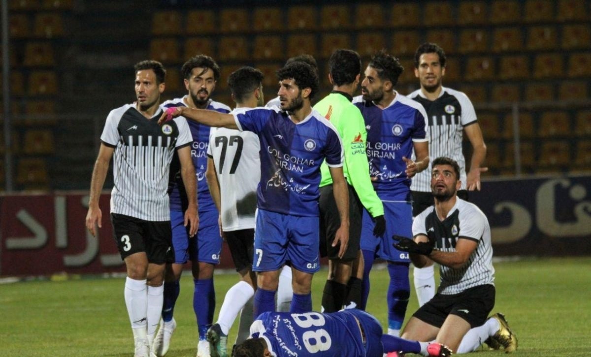 استقلال - نساجی؛ فکری و نساجی به هم رسیدند/ دربی اصفهان در نقش جهان