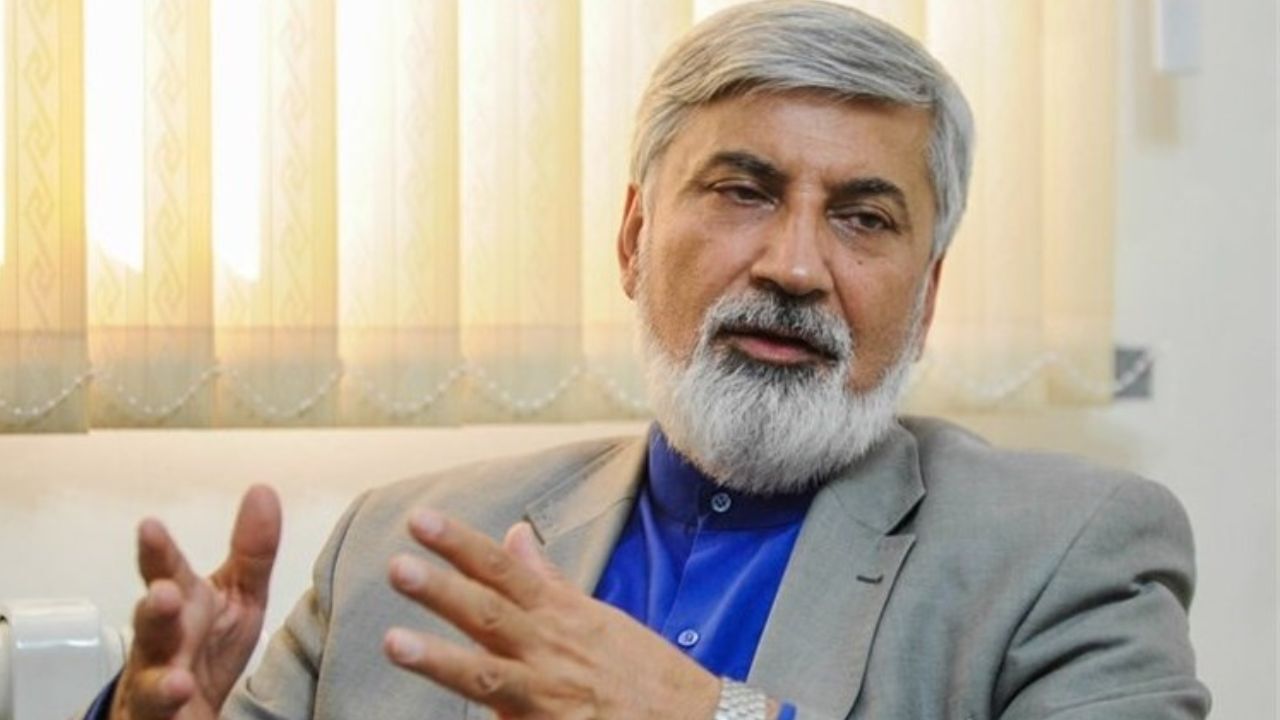 در زمان شاه مردم هیچ حقی در سرنوشت کشورشان نداشتند