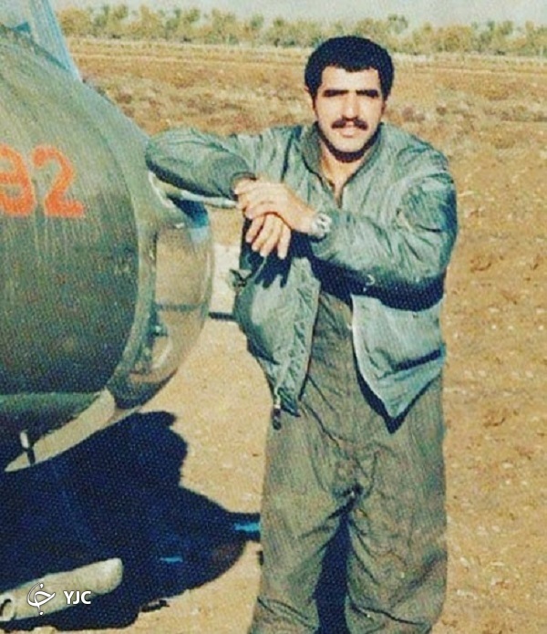 خلبان ارتشی که به حای رفتن به پادگان اعلامیه&zwnj;های امام را تکثیر کرد