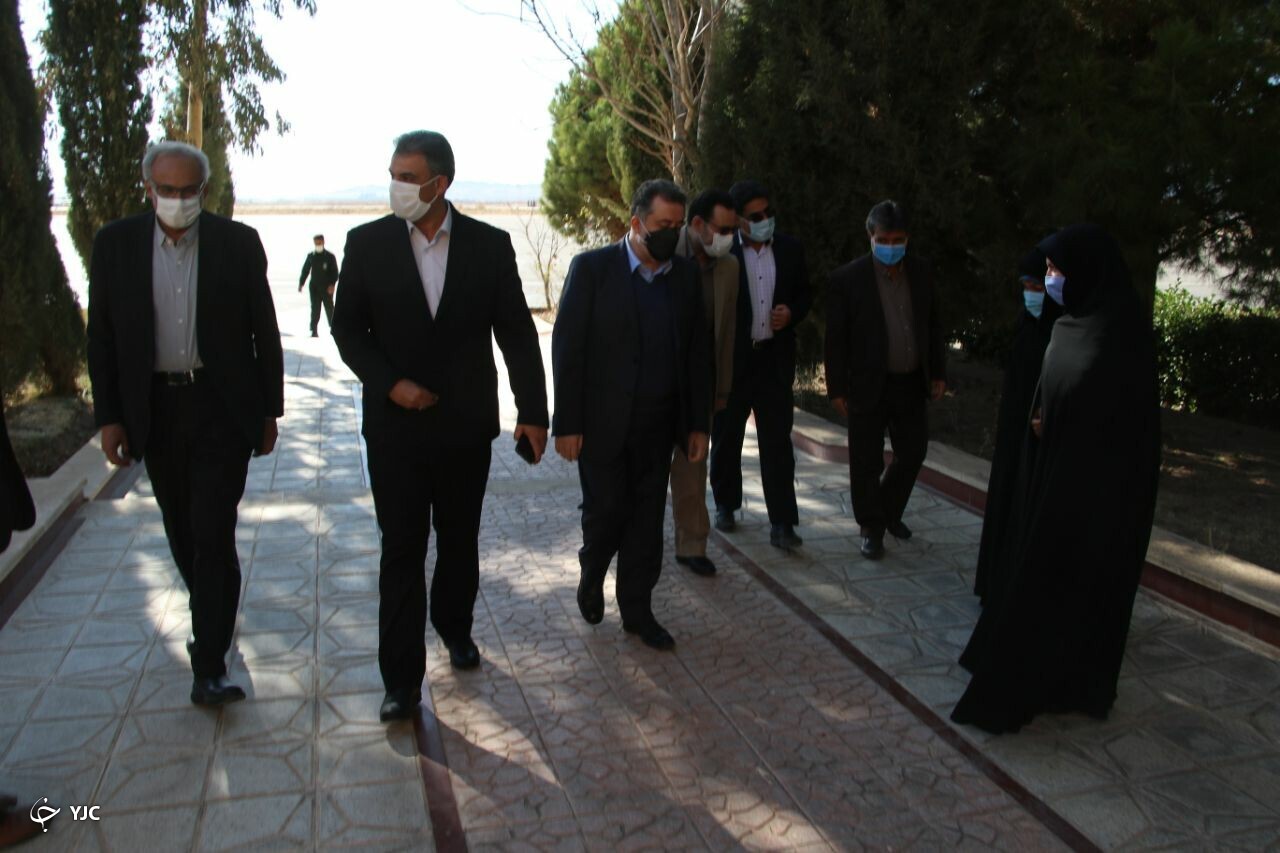 معاون وزیر ورزش وارد کرمان شد