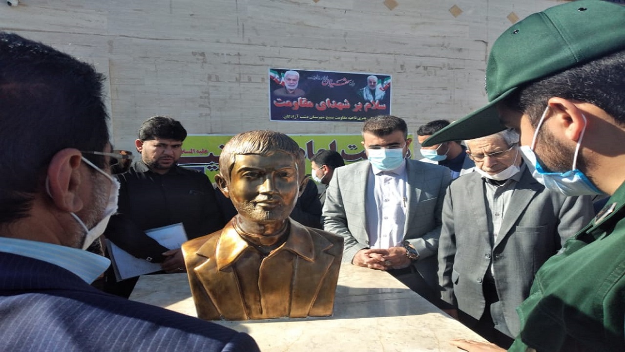 رونمایی از تندیس سردار شهید شریفی اولین فرمانده سپاه دشت آزادگان