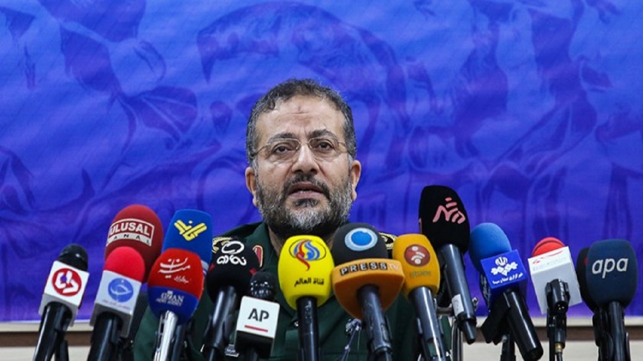 رئیس سازمان بسیج: اکثریت مردم تمایل به استفاده از واکسن ساخت داخل دارند