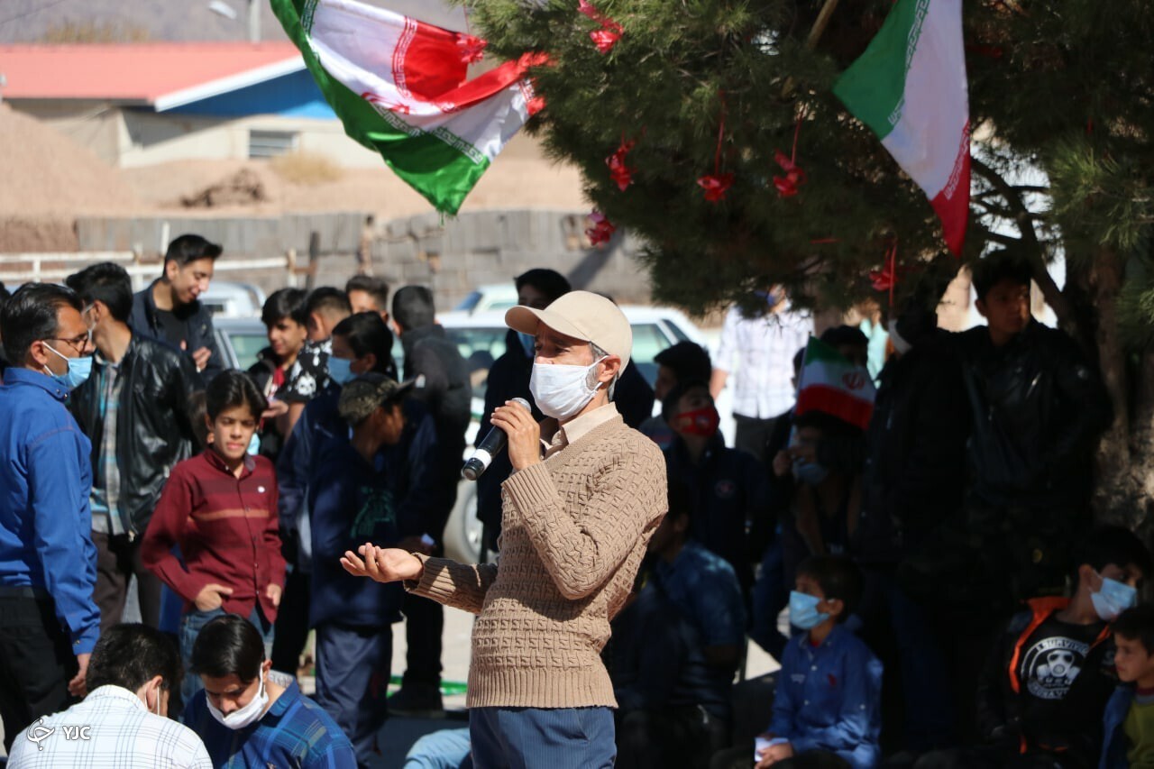 برگزاری همایش پیاده روی خانوادگی در ده زیار کرمان