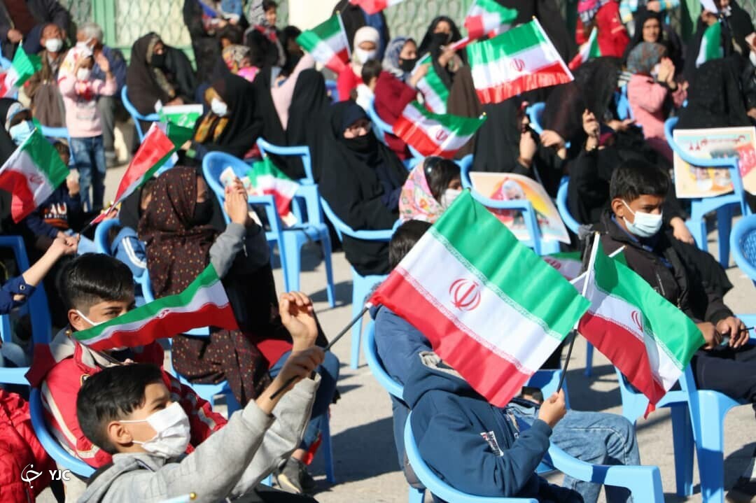 برگزاری همایش پیاده روی خانوادگی در ده زیار کرمان