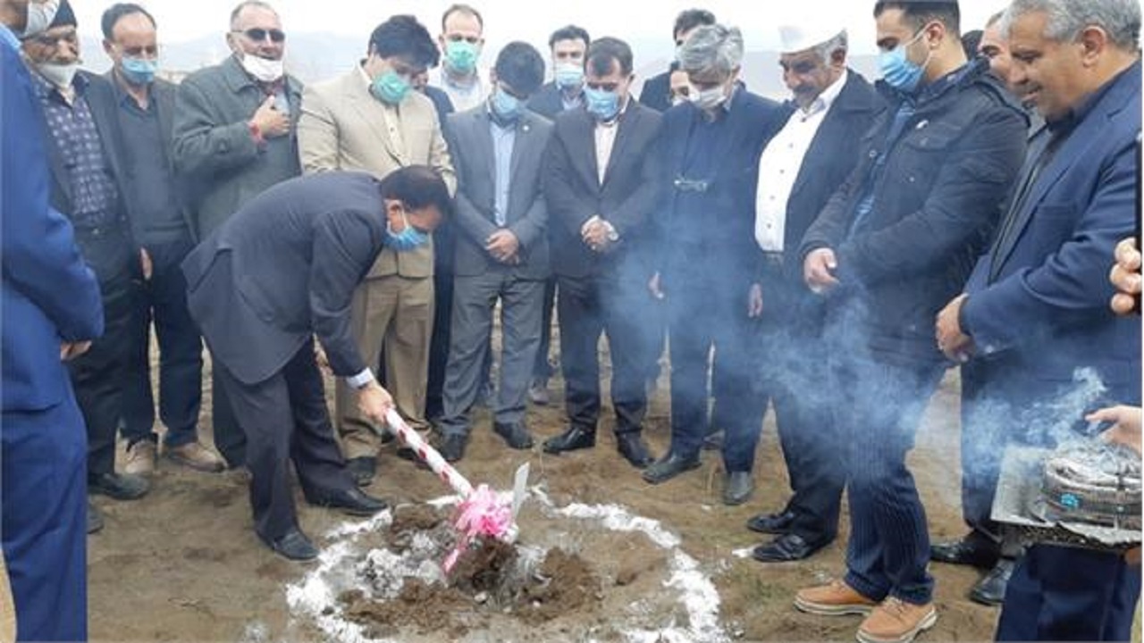 کلنگ زنی طرح گاوداری شیری ۵۰ راسی در سلسه
