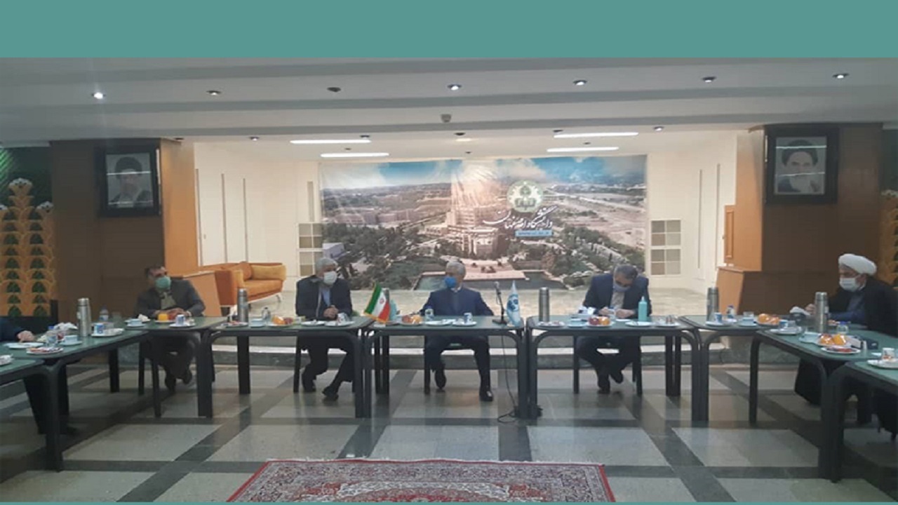 تاکید وزیر علوم بر تمرکز زدایی در آموزش عالی