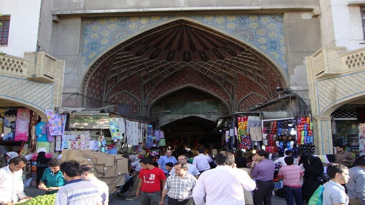 با مراکز خرید بزرگ اما به صرفهٔ تهران آشنا شوید