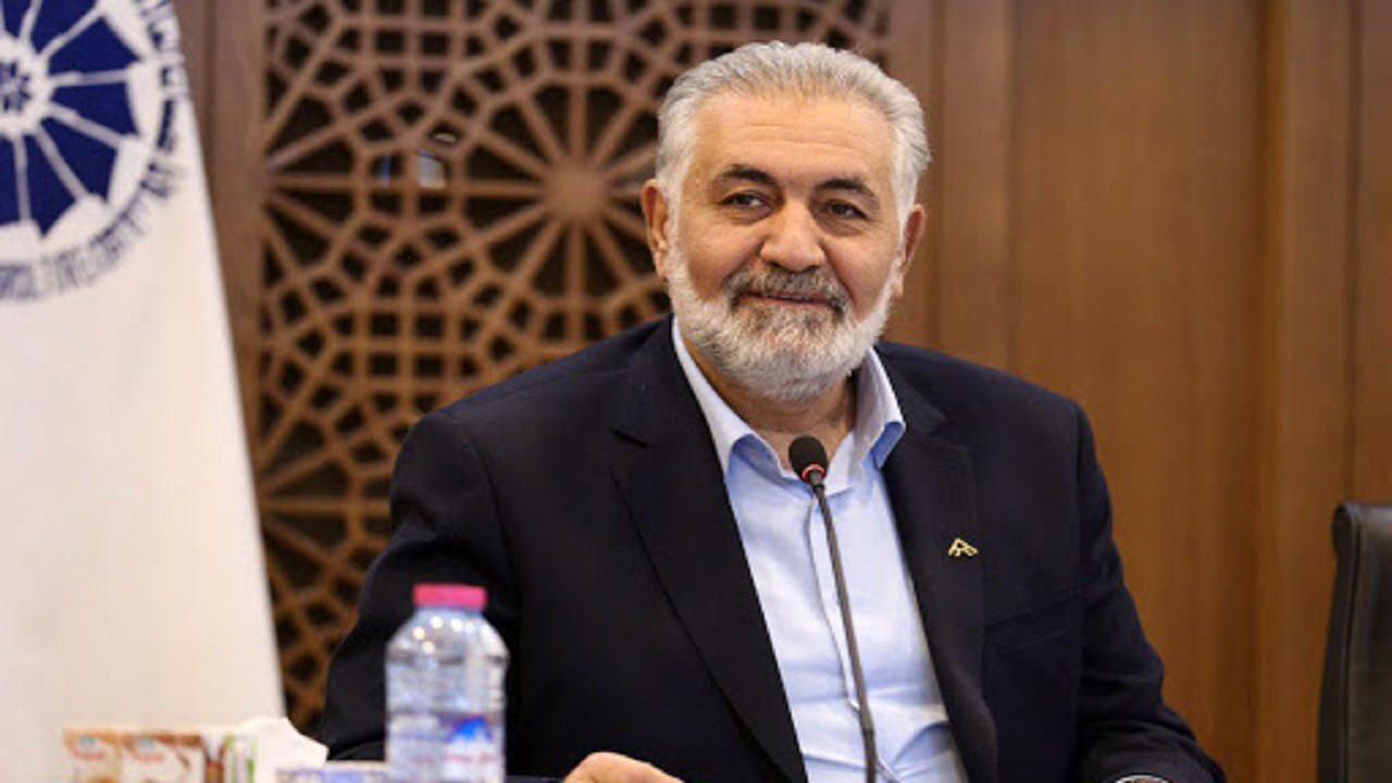 پرداخت تسهیلات با نرخ سود بالا پیامدی جز ضربه زدن به صنعتگران ندارد