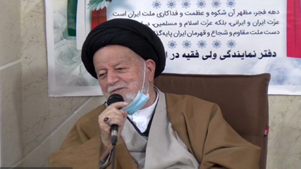 پیروی از ولایت فقیه رمز تداوم دستاورد‌های انقلاب در جامعه