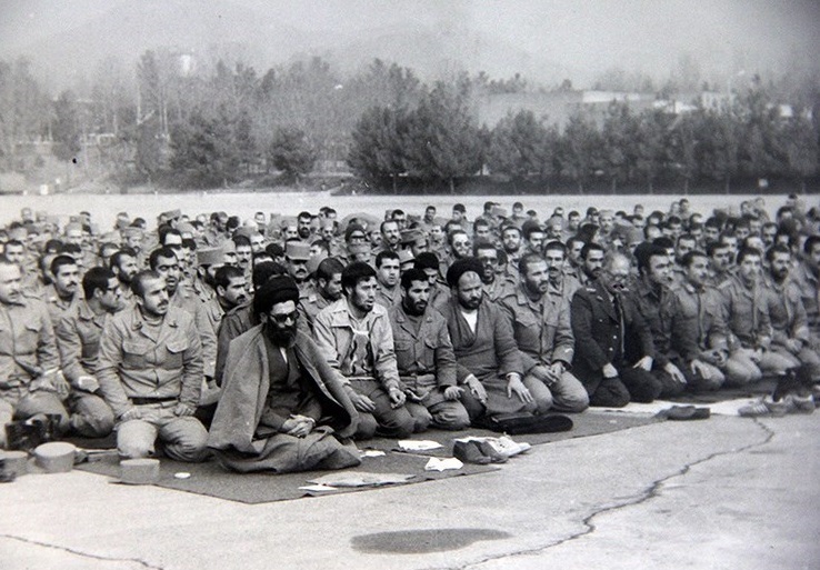 لبیک همافران به امام خمینی (ره) در ۱۹ بهمن ماه