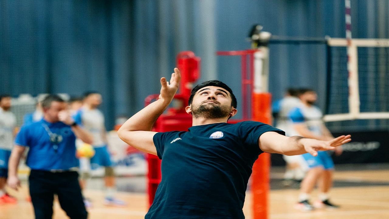 حضور والیبالیست جوان مهابادی در لیگ قهرمانان اروپا