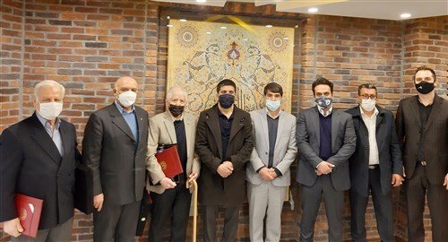 تجلیل از ۳ پیشکسوت داوری کشتی/ دبیر: من ندیدم داوری حق حساب بگیرد