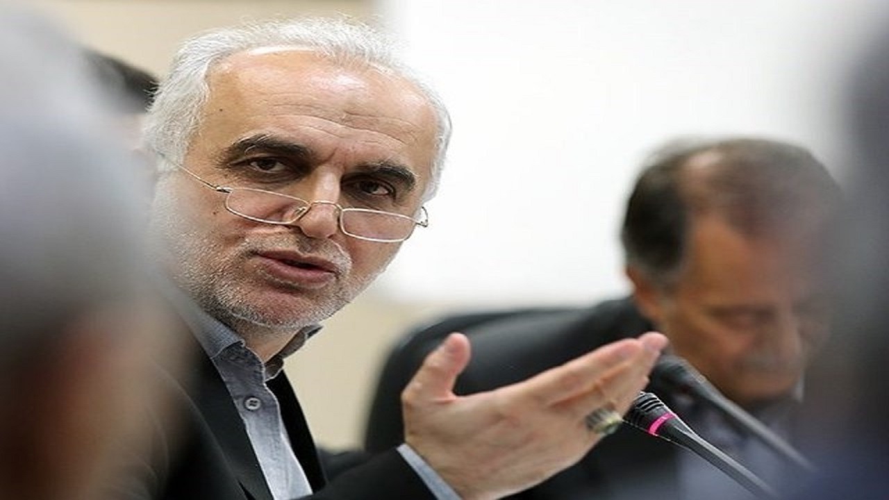 کسی که به بورس می‌آید، نوسان آن را پذیرفته است
