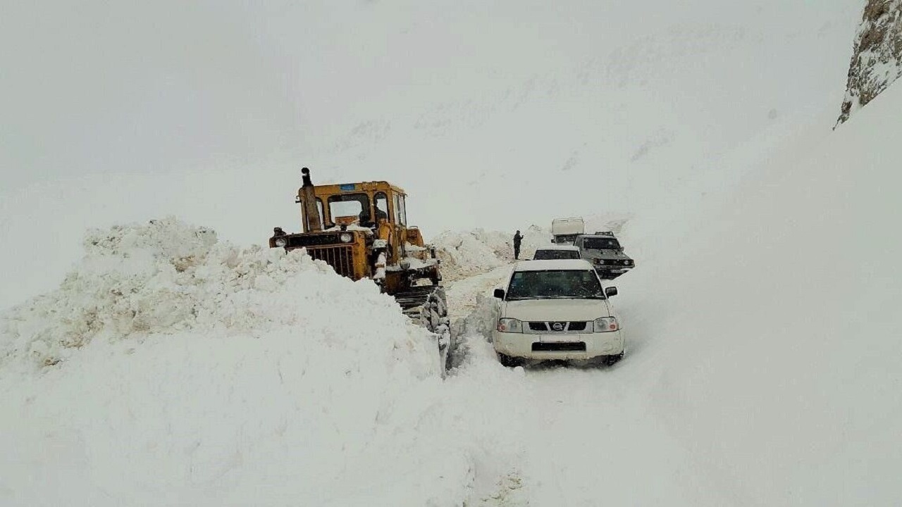 راه ارتباطی ۱۸۰ روستای کردستان مسدود است