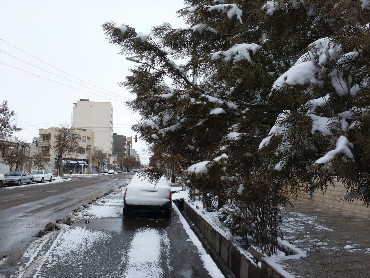 رخت سفید برف بر تن آذربایجان شرقی