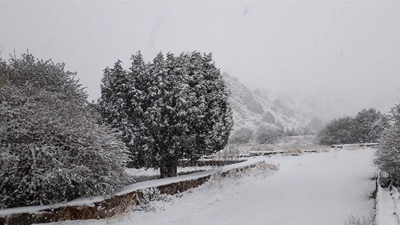 خودنمایی زمستان در سمنان
