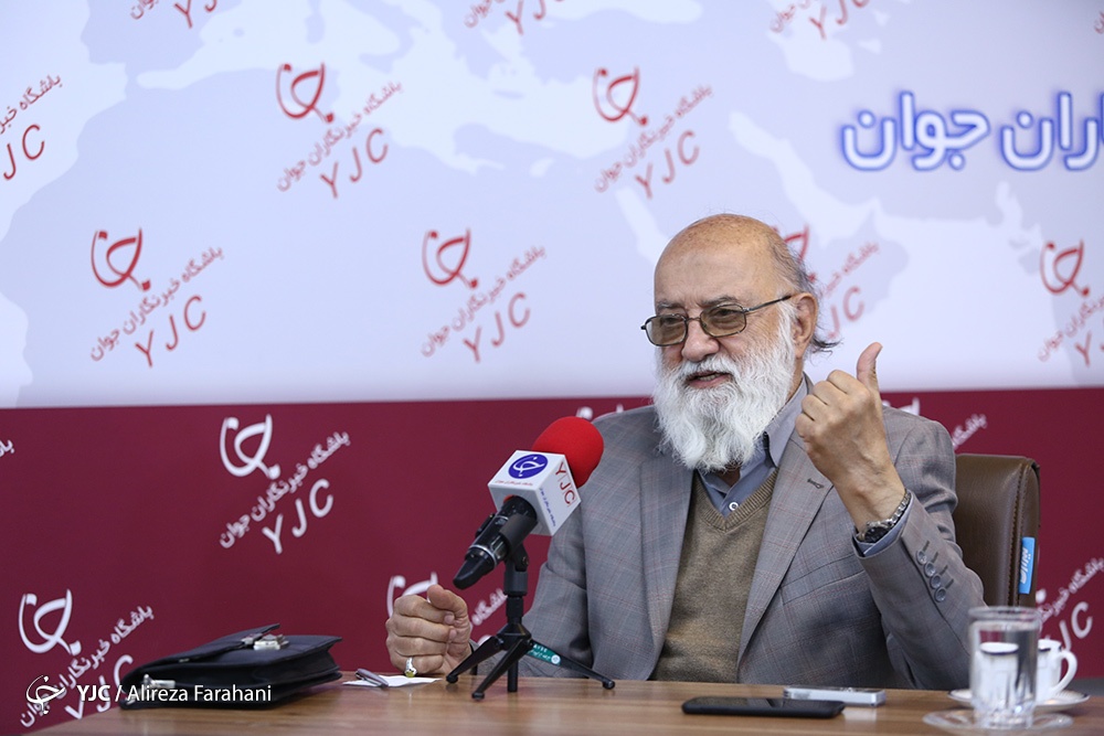 رئیس بورس استعفا کرد که وزیر دارایی از این مهلکه سالم در برود/ نمایندگان مجلس دهم، سهم خود و پدرشان را از انقلاب می&zwnj;خواستند/ جبهه پایداری به جلسات شورای ائتلاف دعوت می&zwnj;شود، اما نمی&zwnj;آید/ جامعه روحانیت مبارز نقش میزبانی دارد نه پدرخواندگی