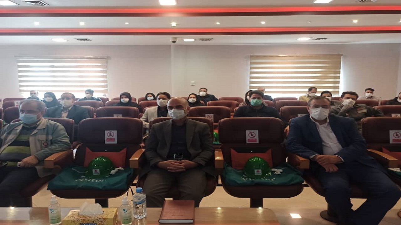 فرهنگ سازی ایمنی در کارگاه‌های صنعتی و تولیدی اردکان