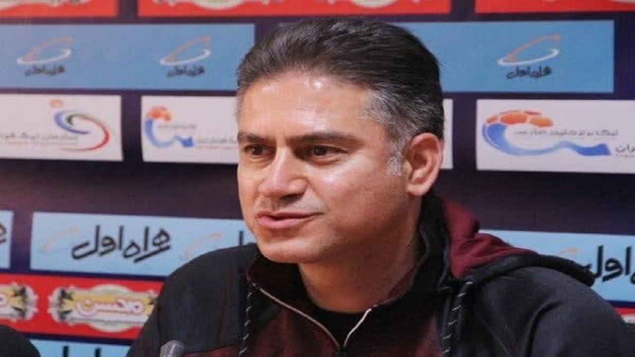 مطهری: مس رفسنجان پدیده لیگ است/ قرار نیست مهدیخانی مشکل گلزنی پرسپولیس را حل کند
